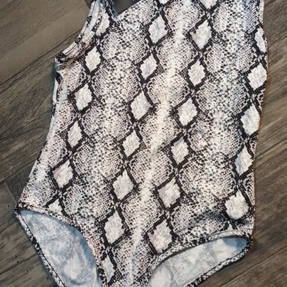 Women's Snakeskin Bodysuit - Picture 6 of 8